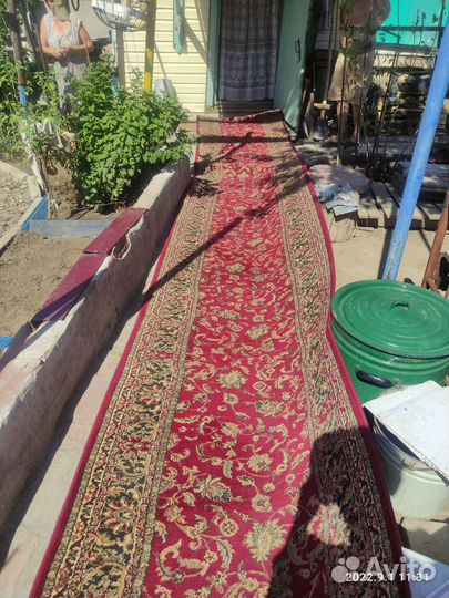 Ковровая дорожка бу