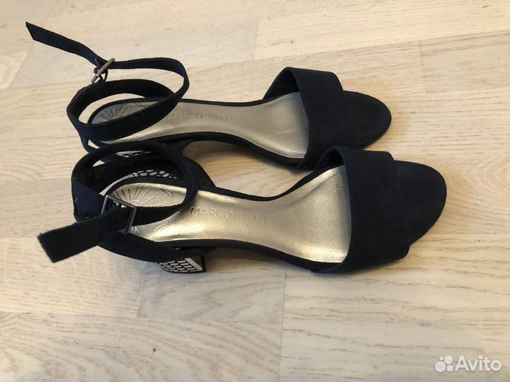 Босоножки 37