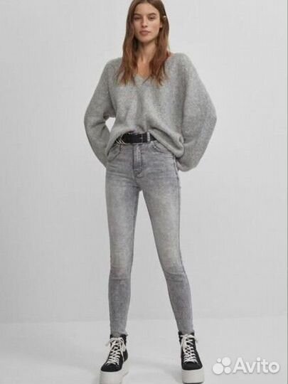 Джинсы bershka
