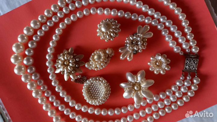 Коллекция жемчужной винтажной бижутерии