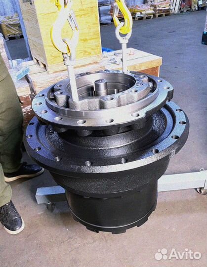 Редуктор хода Hitachi ZX250K-5G