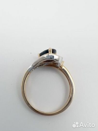 Золотое кольцо с сапфиром и бриллиантами 585 пробы