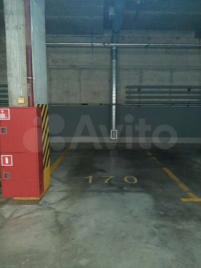 Машиноместо, 13 м²