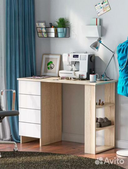 Письменный стол