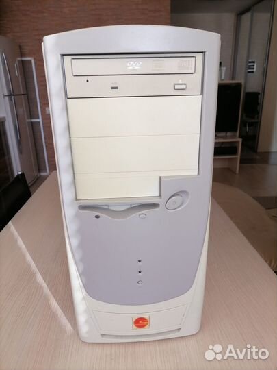 AMD Phenom II X2 550 / 6Gb