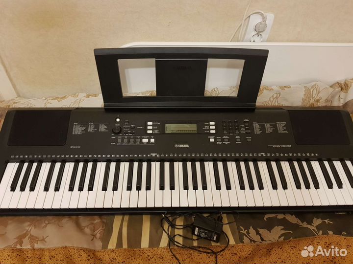 Синтезатор yamaha psr ew 300