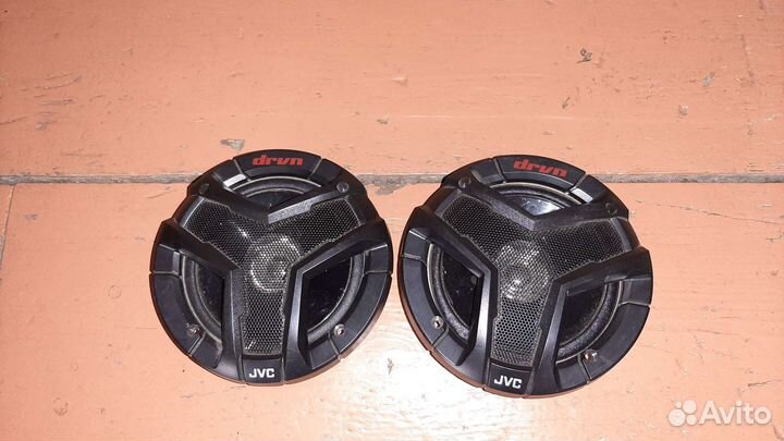 Акустика в атомобиль