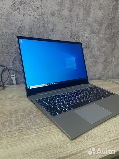 Ноутбук asus