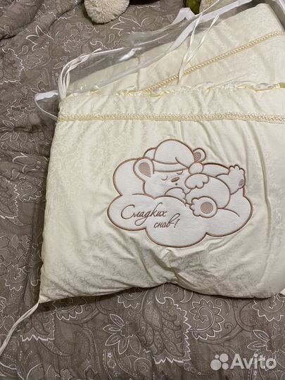 Бортики на детскую кроватку