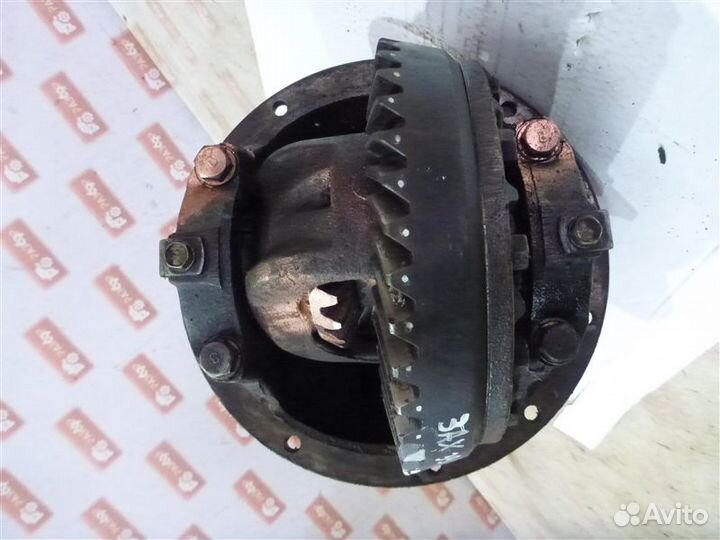 Редуктор заднего моста Mitsubishi Pajero L040 4D56