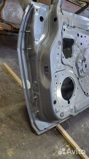 Дверь передняя правая nissan tiida мексика