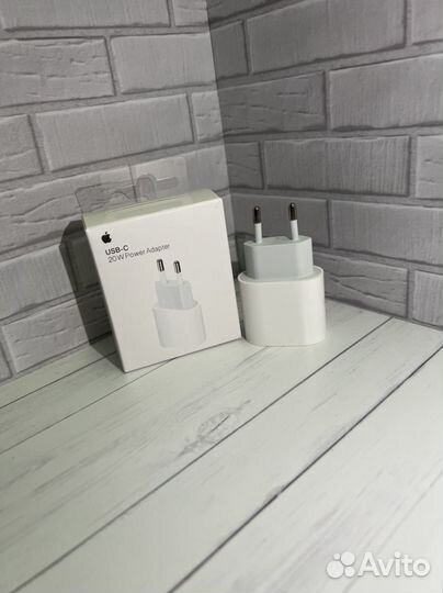 Оригинальное Зарядное устройство Apple 20w USB-C