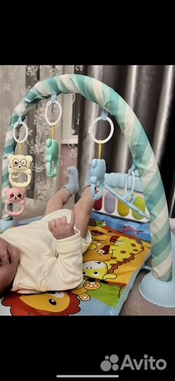 Игровой коврик с пианино