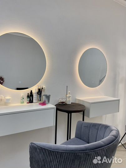 Место бровисту/визажисту/для ресниц