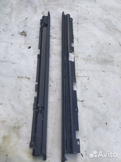 Шторка задней двери Audi A8 D3