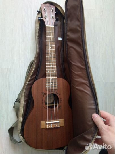 Укулеле flight концерт NUC 310 + Aquila Lava