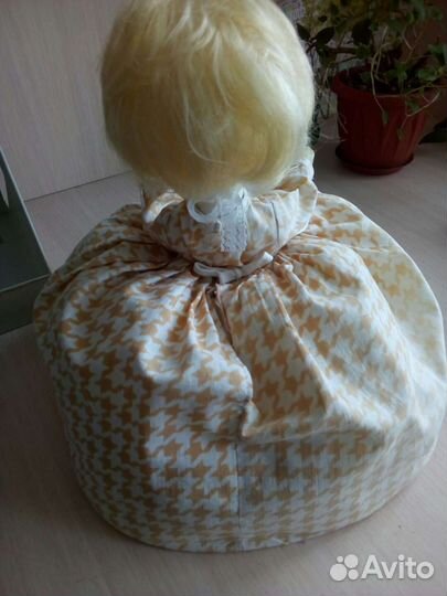 Кукла грелка на чайник