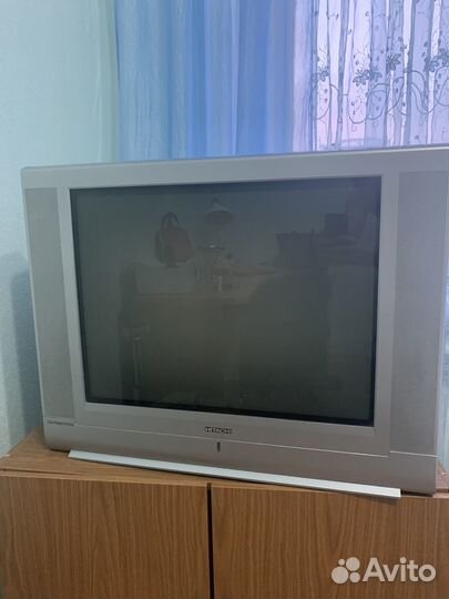 Телевизор hitachi