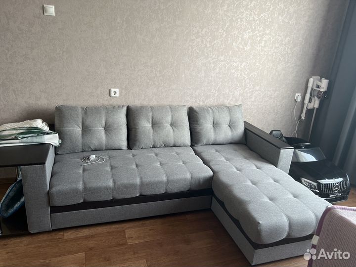 Диван