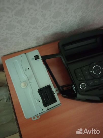 Штатная магнитола chevrolet cruze