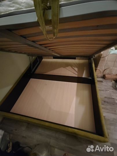 Кровать двухспальная 160 200 бу