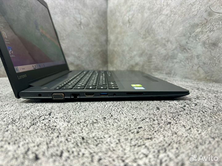 Ноутбук Lenovo на Core i3-6006U/920m/8 gb