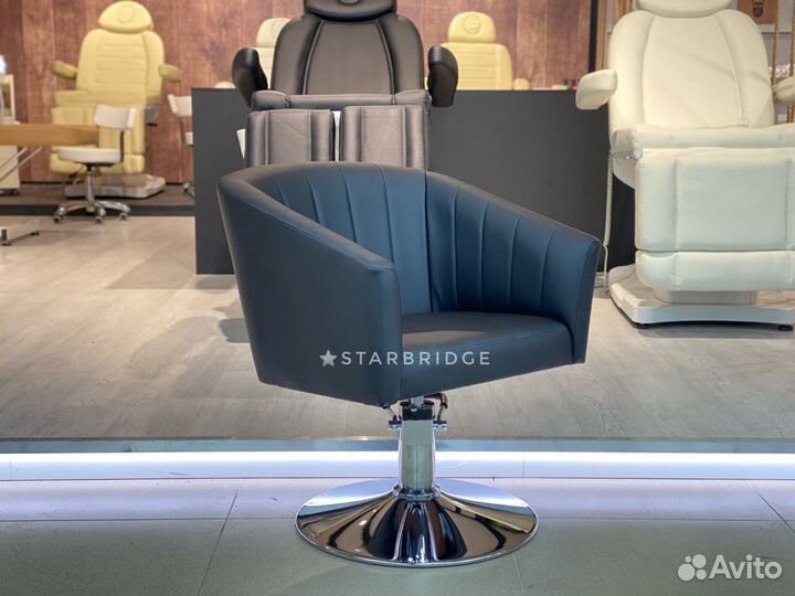 Парикмахерское кресло