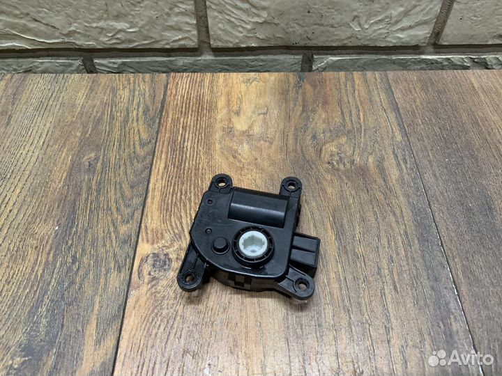 Kia Sorento III Prime Моторчик заслонки отопителя