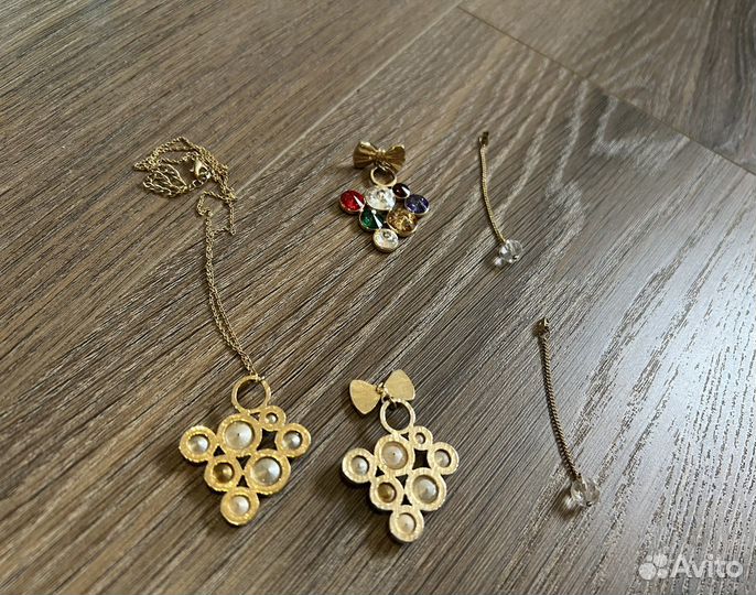 Серьги и кулон с цепочкой