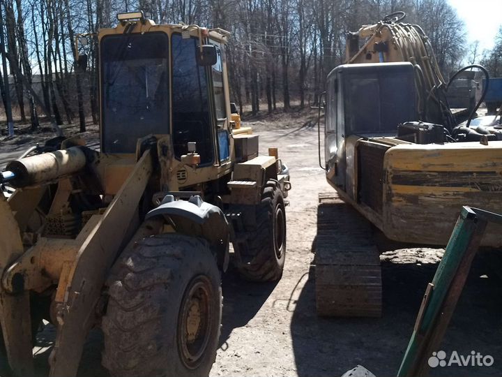 Гусеничный экскаватор в аренду