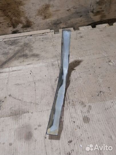 Планка фонаря зад право Тойота Корона Т170 4WD