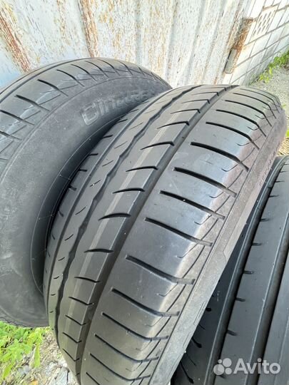 Резина Лето r15 185/65 Pirelli Cinturato P1