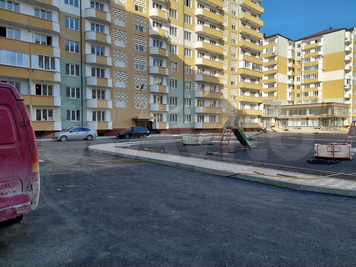 3-к. квартира, 92 м², 4/10 эт.