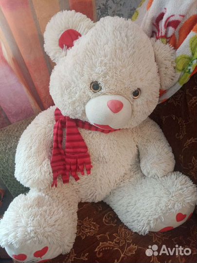 Большие плюшевые медведи