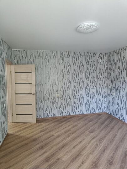 2-к. квартира, 54 м², 1/2 эт.