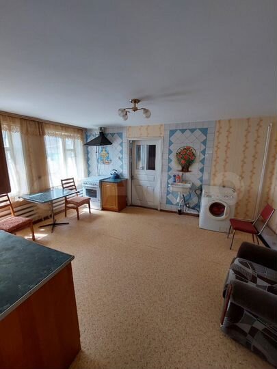 Дом 184,3 м² на участке 13,4 сот.