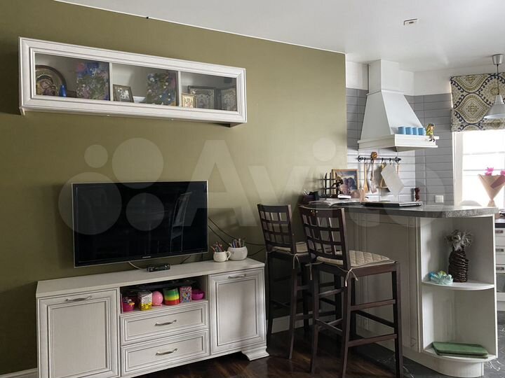 2-к. квартира, 60 м², 1/5 эт.