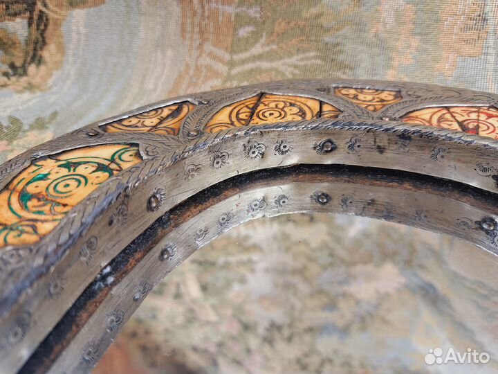 Старинное зеркало