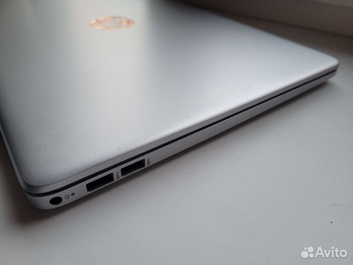 HP 15s-eq1343ur ryzen 7 4700u vega 7