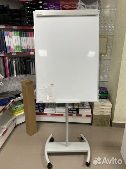 Доска-флипчарт