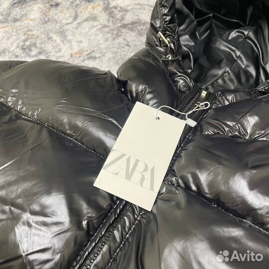 Пуховик Zara x Moncler