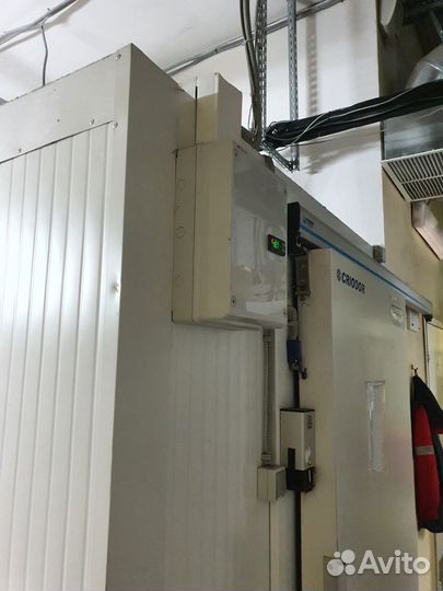 Монтаж холодильных камер из сэндвич-панелей