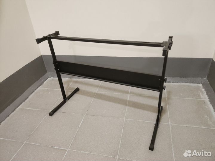Подставка для синтезатора
