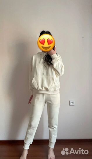 Костюм спортивный