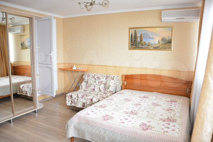 2-к. квартира, 52 м², 2/2 эт.