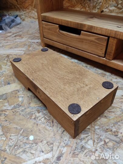 Полка из массива дерева с Авито-доставкой тик