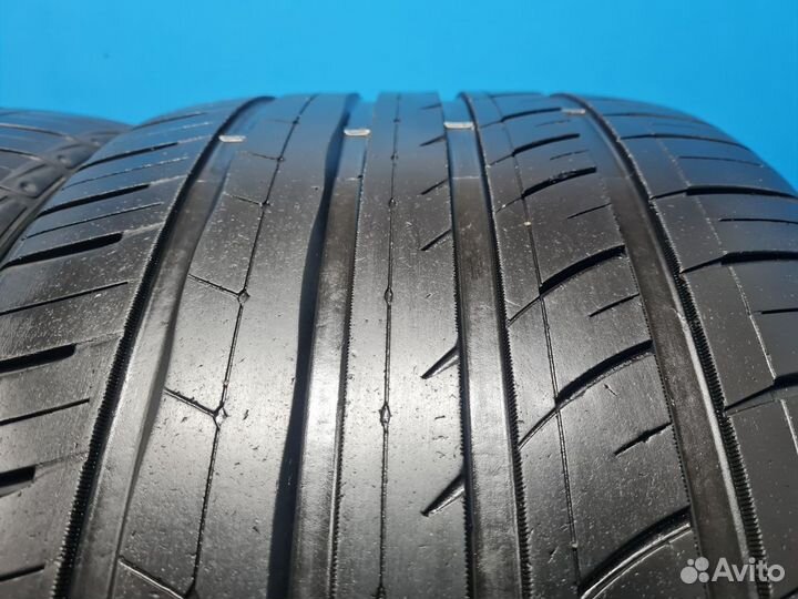 Jinyu YU63 325/30 R21 и 285/35 R21 108Y