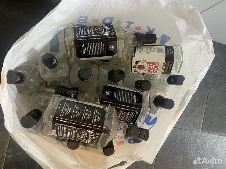 Бутылки от jack и jim