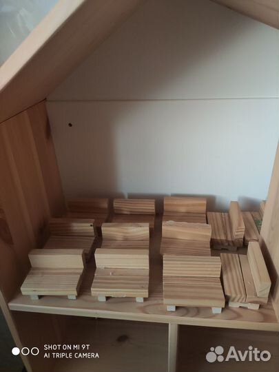 Продаю кукольный домик