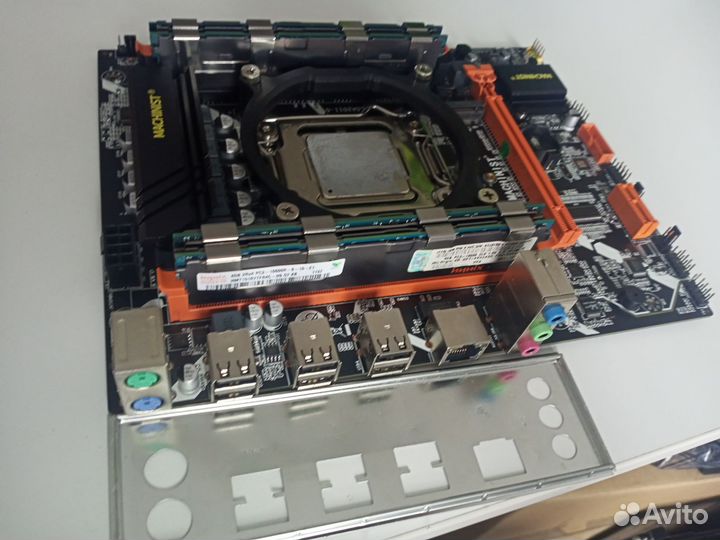 Комплект xeon e5 2689 + 16gb + x79 Machinist